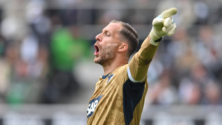 Oliver Baumann. IMAGO